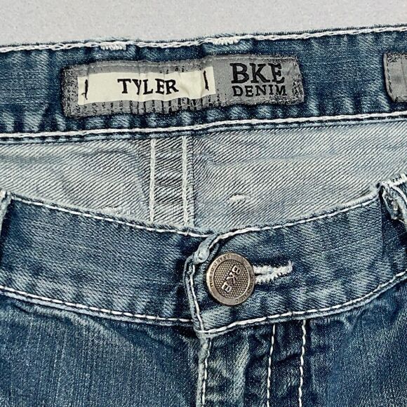 BKE Buckle Jeans Men 34R Tyler Straight Leg Destroyed Distressed Stretch‎ Denim - Picture 3 of 15